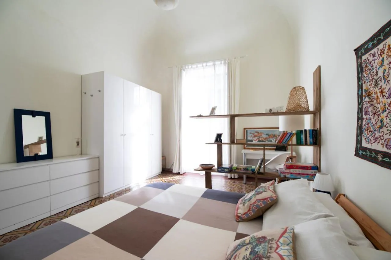 Appartamento Casa Egru' Centro Citta' Pescheria Catania Italia