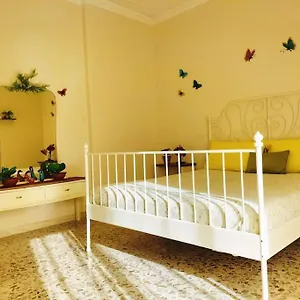 Polly House Catania